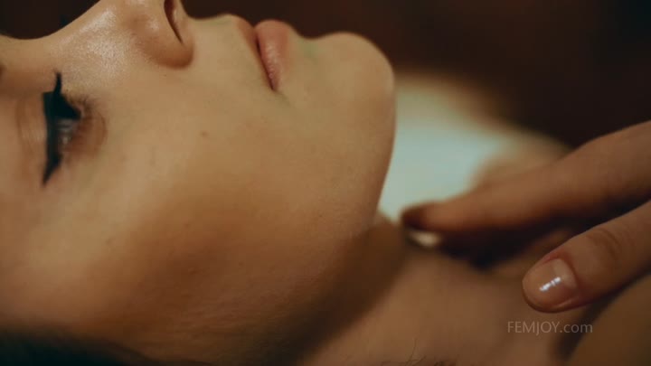 Fem Joy - Lazy Sunday