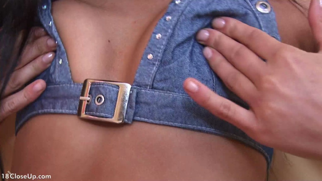 18CloseUp E341 Melissa clip 1