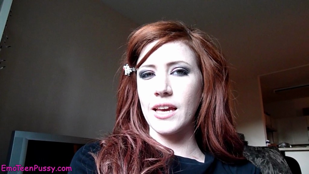 EmoTeenPussy E45 Solo Masturbation