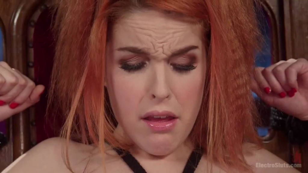 ElectroSluts - Amarna Miller