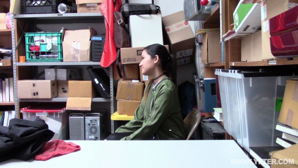 ShopLyfter - Jade Noir