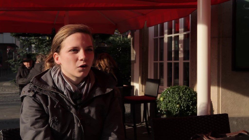 Ersties  Anna Interview Rhein Cafe