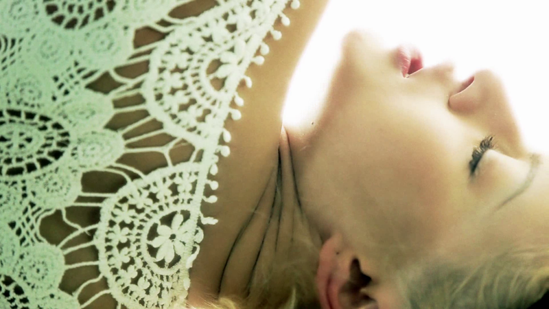 XPORN - Up Close and Personal (Leony)