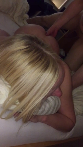 Amateursex 147009421141 - s8697a baby offers fuckholes and gets pounded