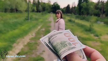 Babe Show Tits, Suck Big Dick Stranger and Doggy Sex Outdoor for Money